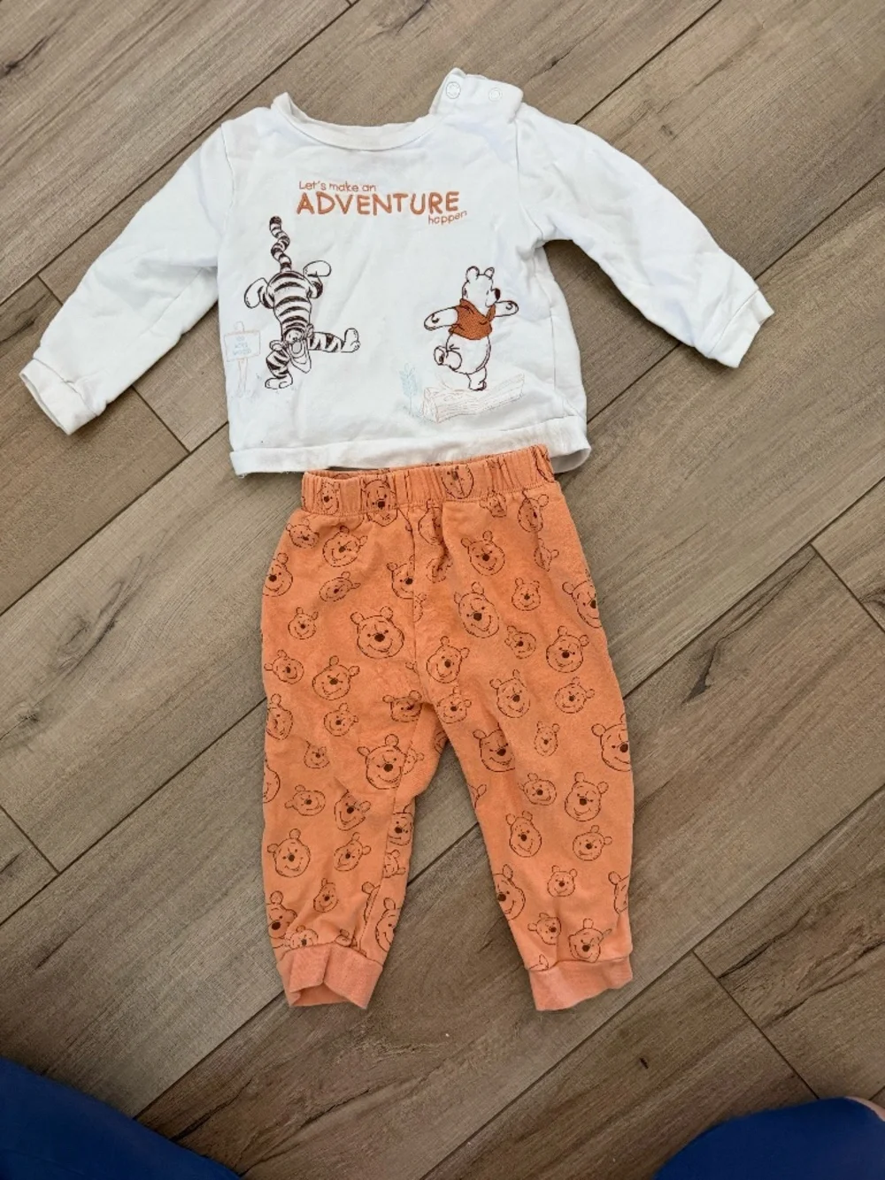 Disney Baby Winnie the Pooh Matching Set – 12-18 Months